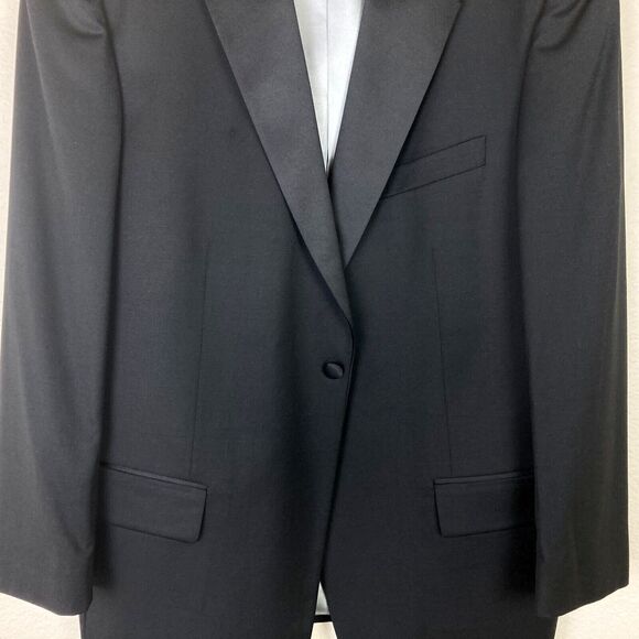 Tallia Uomo Men's Black Tuxedo Jacket Size 44R Wedding Prom - Picture 2 of 8